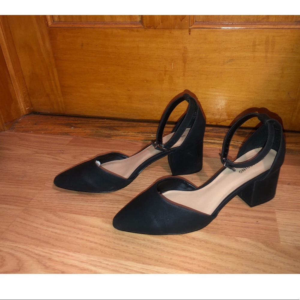 👠 Call it Spring block ankle strap heel - Picture 6 of 8